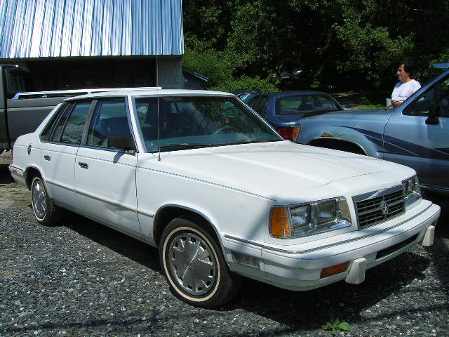 The Dodge 600 was an intentional nod to European luxury sedans, with its name and styling, particularly the rear end, de
