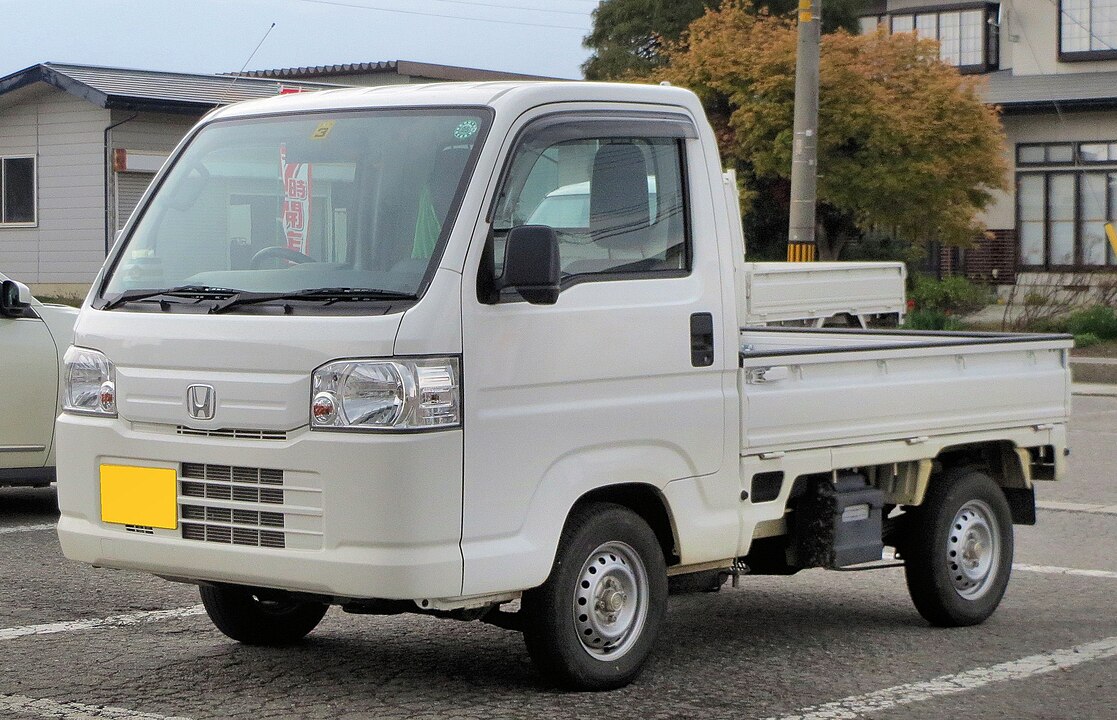 Honda produced an "Acty Attack" trim level specifically for farmers, which uniquely featured a locking differential in t